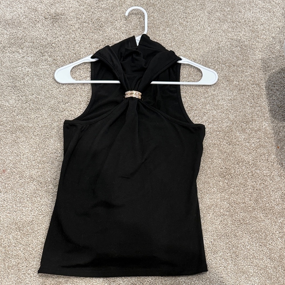 Amazon Black Sleeveless Tank Top